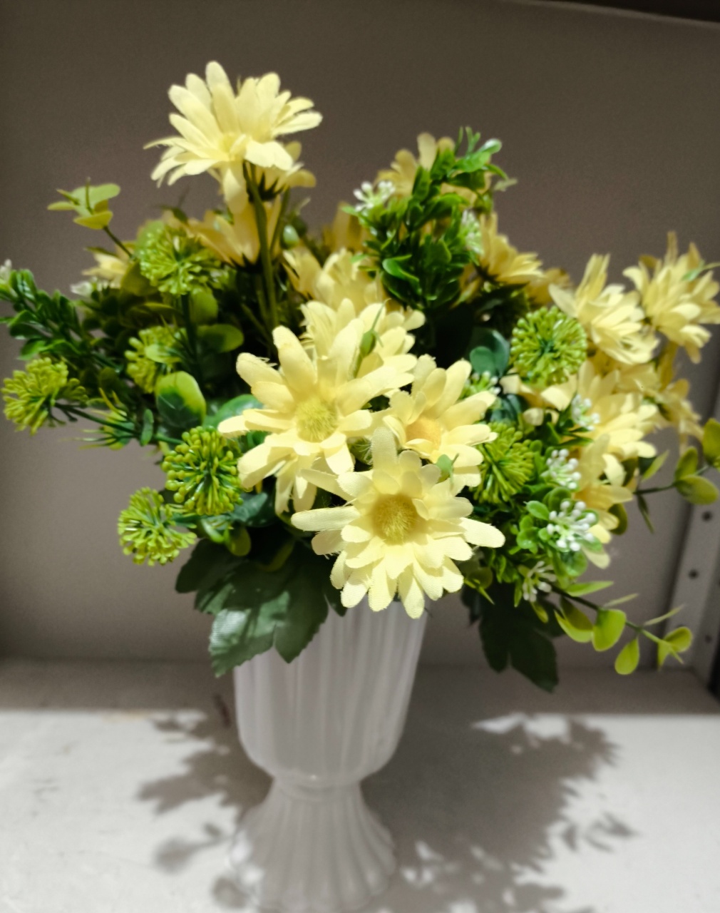 Arranjo Floral  Margarida Amarelo  - Baloesfeitosdesonhos 