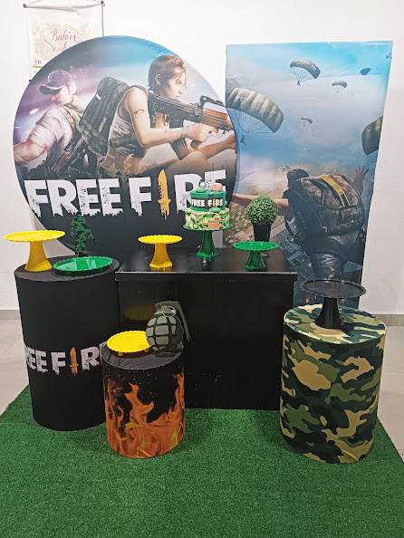 Kit Big Festa Freefire 1(Mesa Preta) - Baloesfeitosdesonhos 