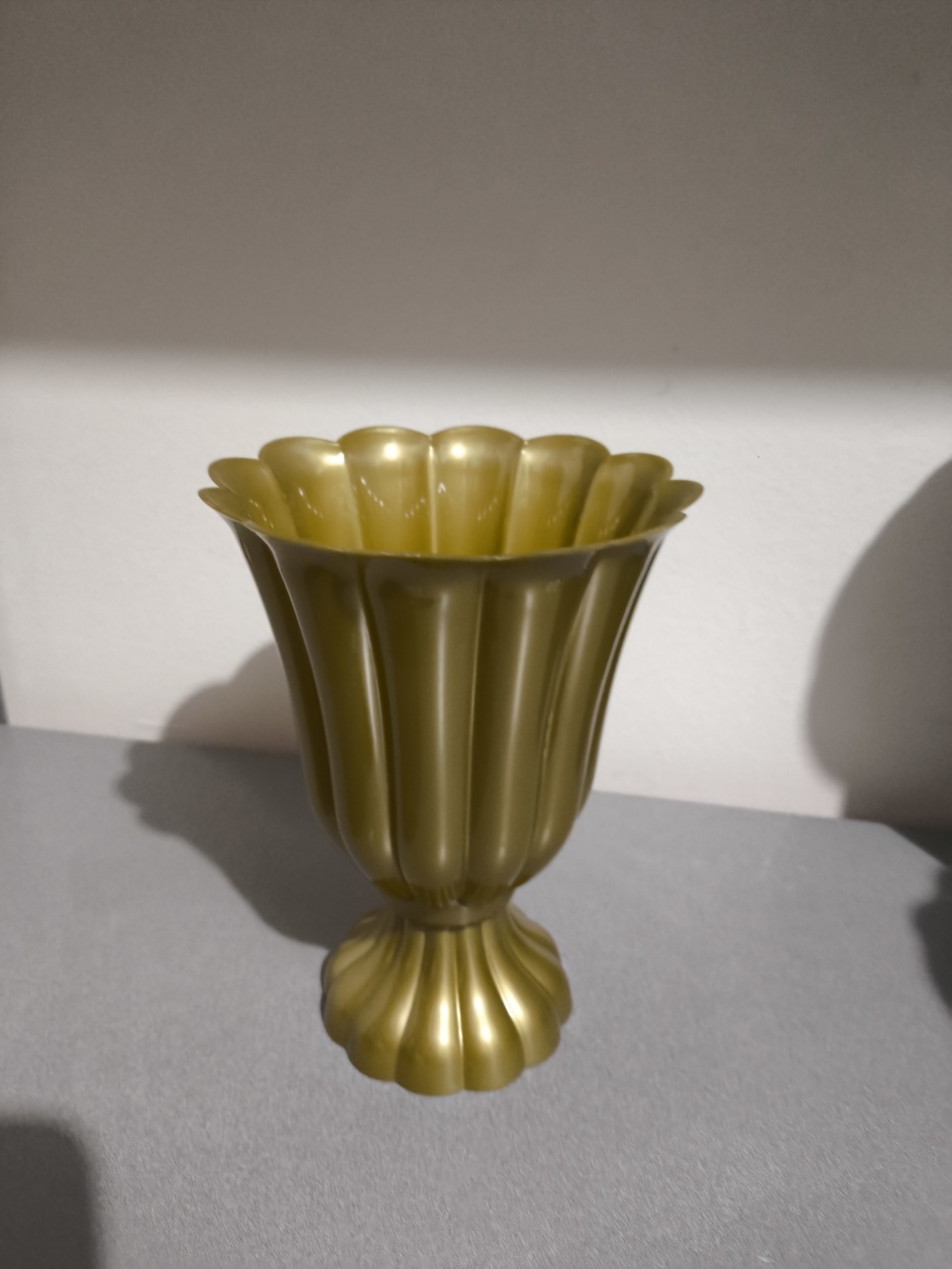 Vaso Pétala Dourado 25Cm - Baloesfeitosdesonhos 