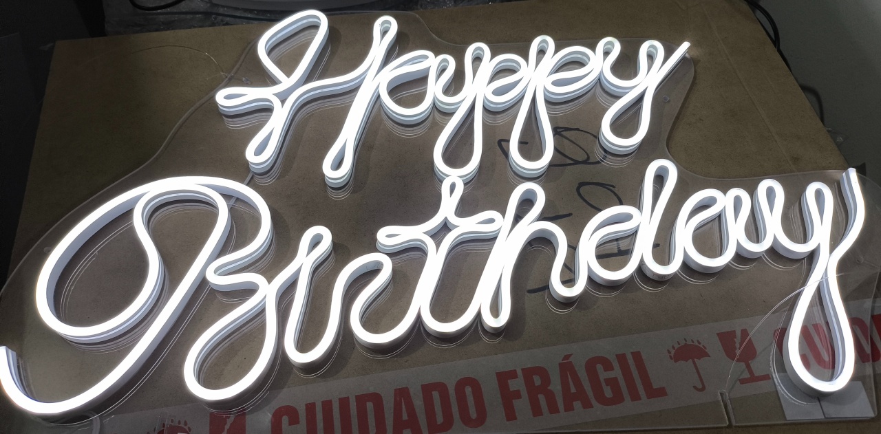 Happy Birthaday Led 60 Cm - Baloesfeitosdesonhos 