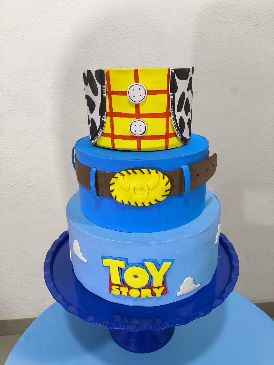 Bolo Fake Toy Story - Baloesfeitosdesonhos 