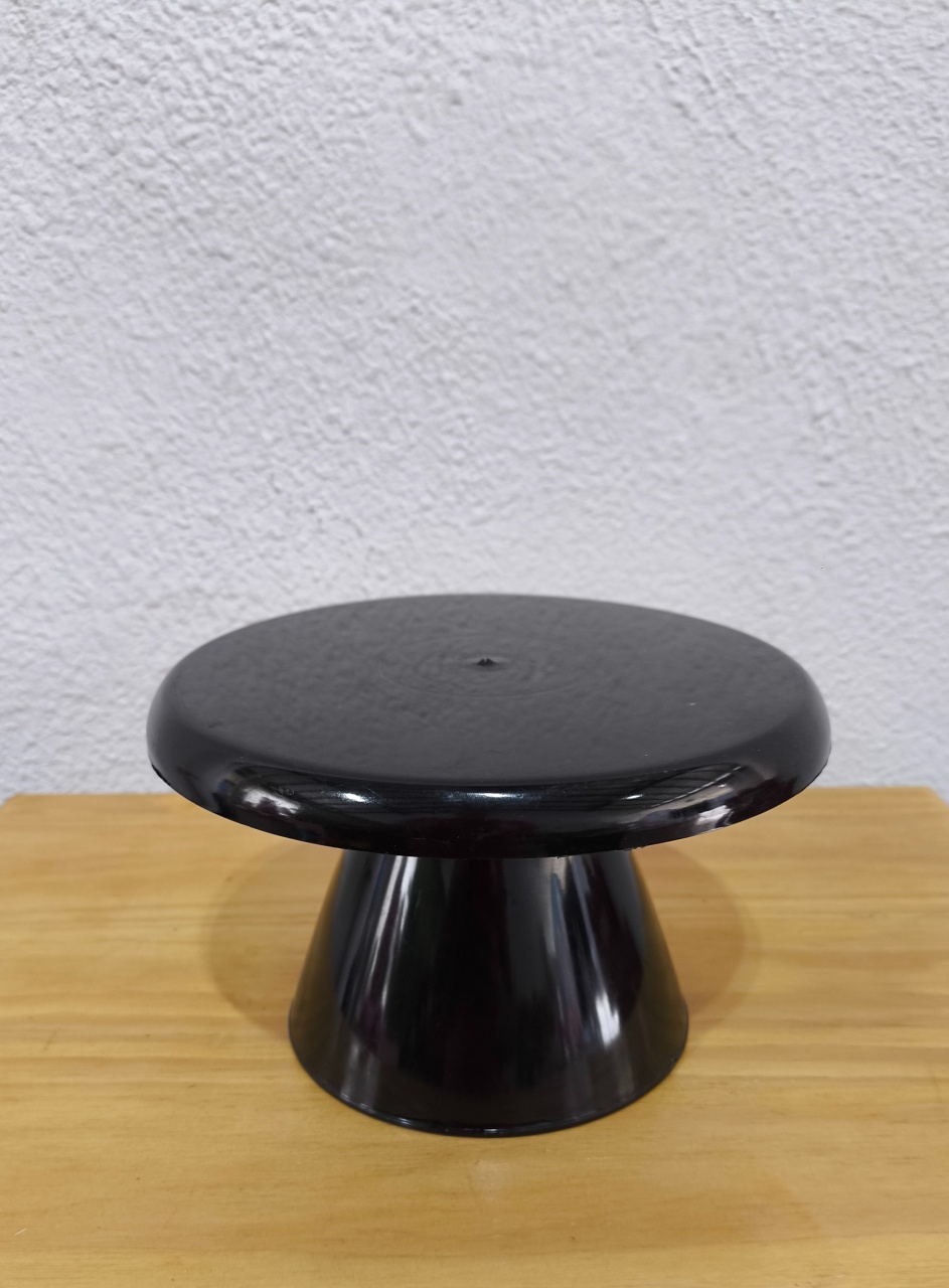 Doceira Preta Cone 12Cm - Baloesfeitosdesonhos 