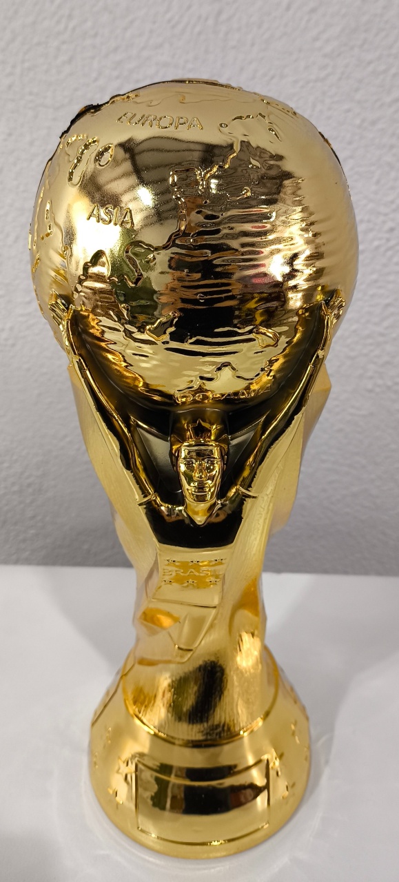 Enfeite Troféu da Copa Do Mundo  - Baloesfeitosdesonhos 