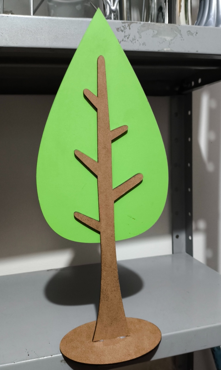 Árvore Mdf 25Cm  - Baloesfeitosdesonhos 