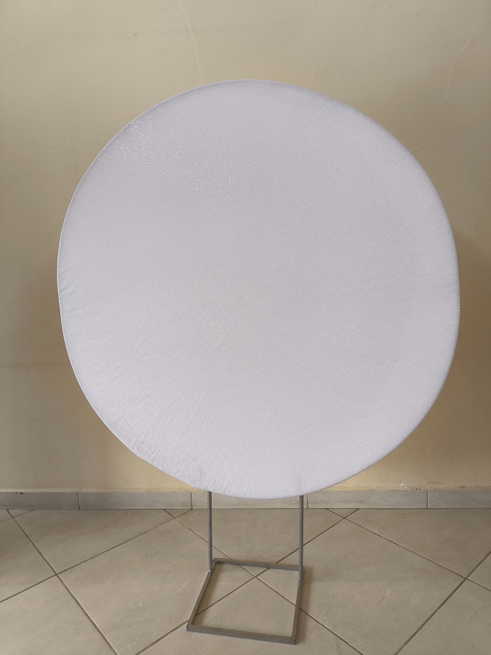 Painel Redondo Branco Com Brilho 150X150X 2,00De Altura  - Baloesfeitosdesonhos 