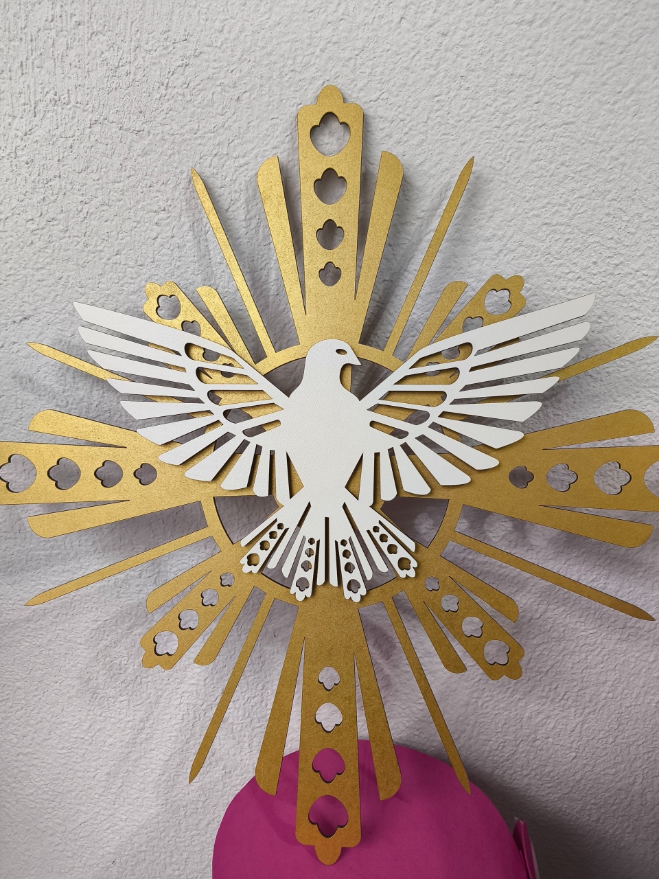 Espírito Santo Mdf Branco E Dourado  - Baloesfeitosdesonhos 