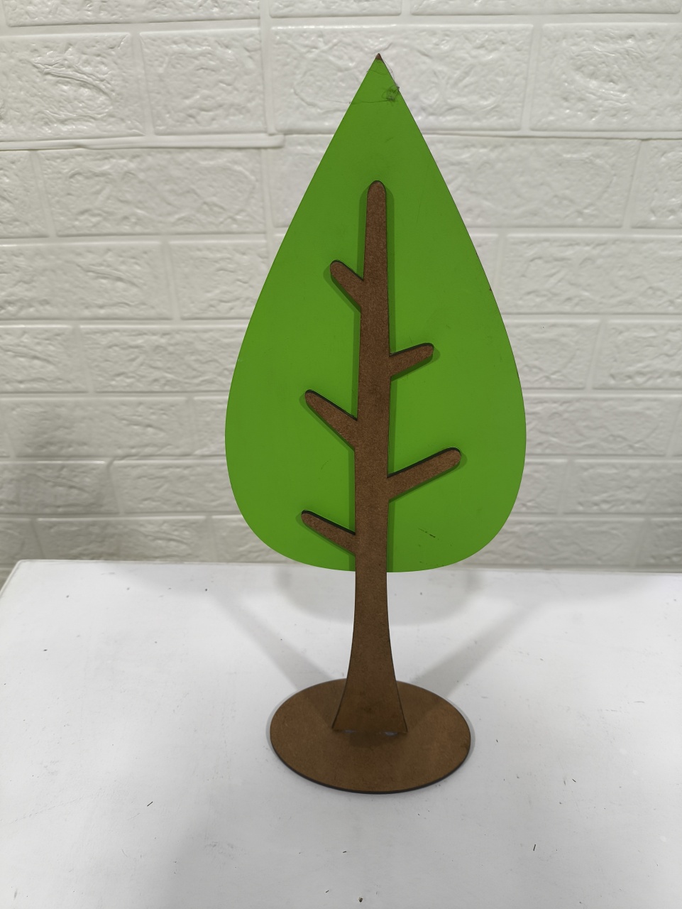 Display 3D Árvore Estilo Gota 25Cm - Baloesfeitosdesonhos 