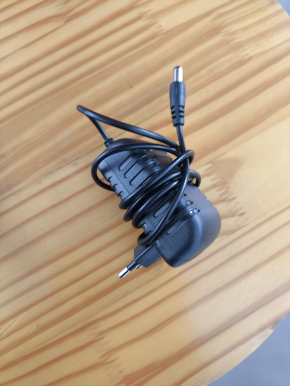 Adaptador Led Bivolt - Baloesfeitosdesonhos 