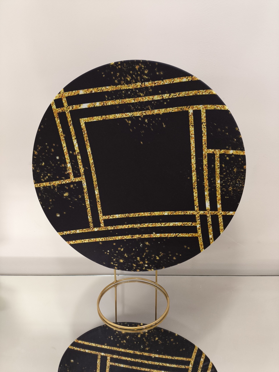Mini Painel Preto Losango Dourado 50X50 - Baloesfeitosdesonhos 