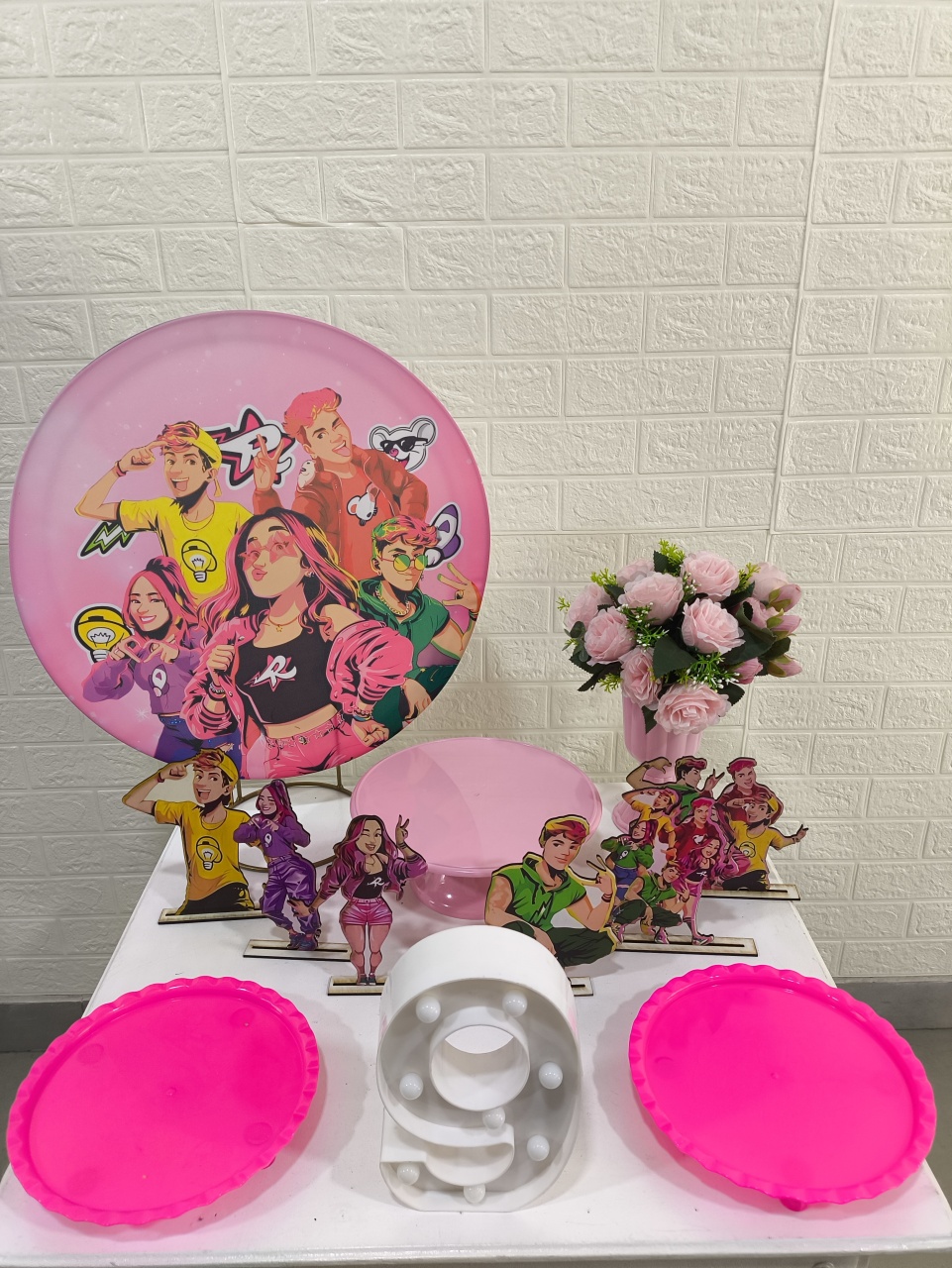 Kit Festa Na Mesa dos Rosas 50X50 Ok - Baloesfeitosdesonhos 