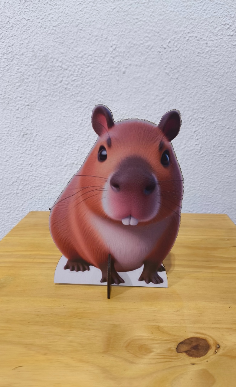 Capivara Cute Com Dente  - Baloesfeitosdesonhos 