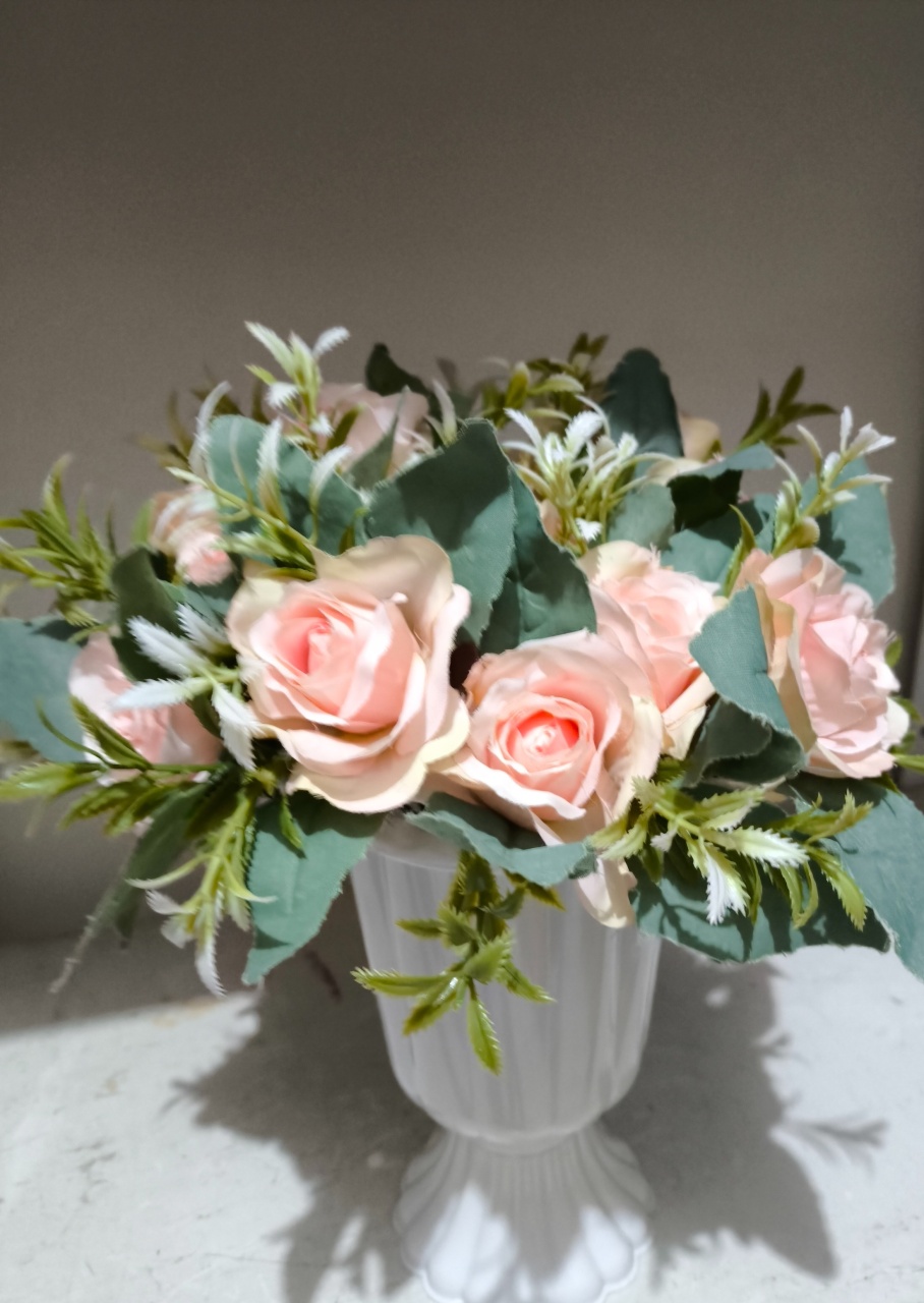 Arranjo de Flores Mini Rosas - Baloesfeitosdesonhos 