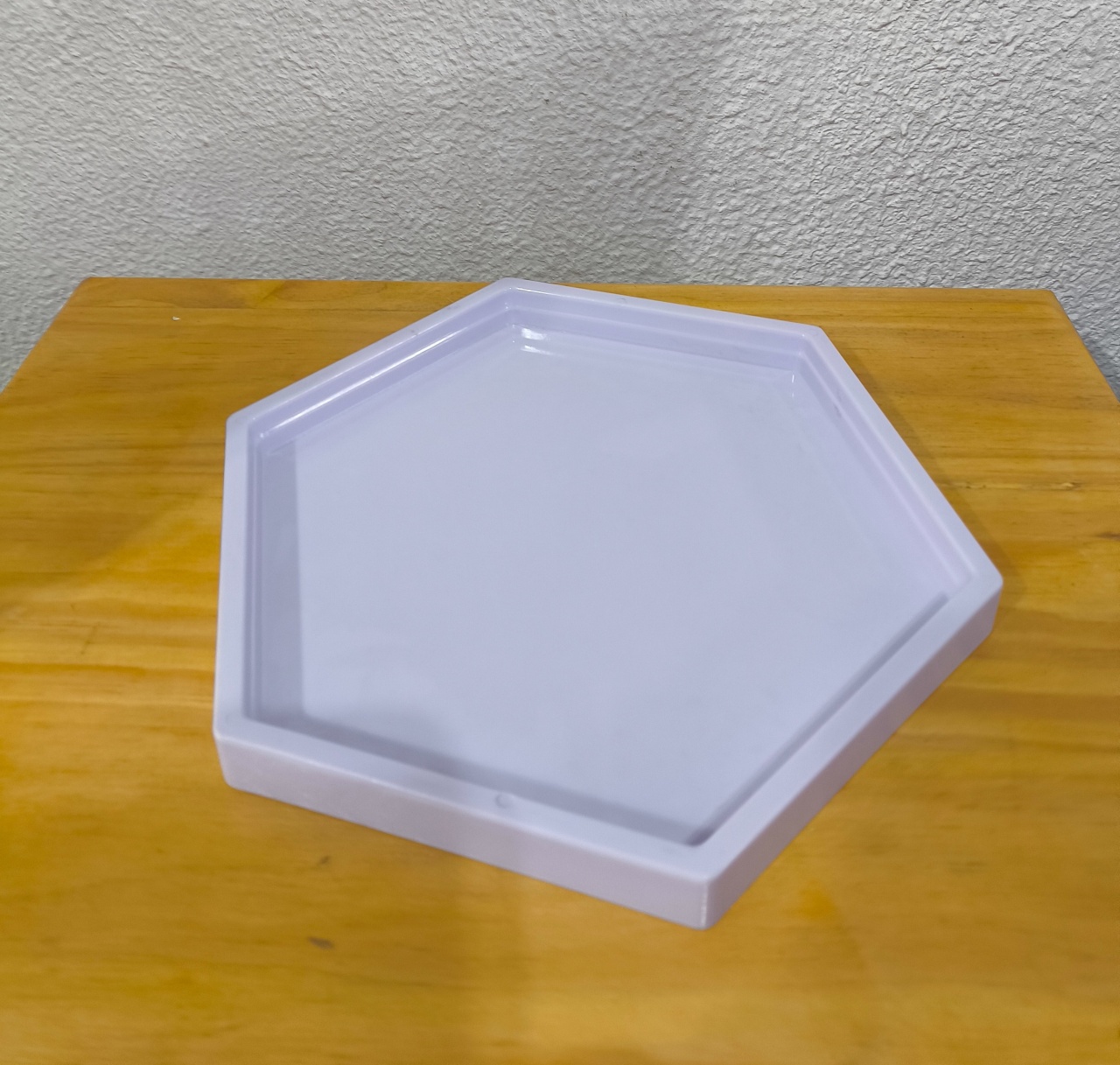 Doceira Lilás Hexagonal 20Cm - Baloesfeitosdesonhos 