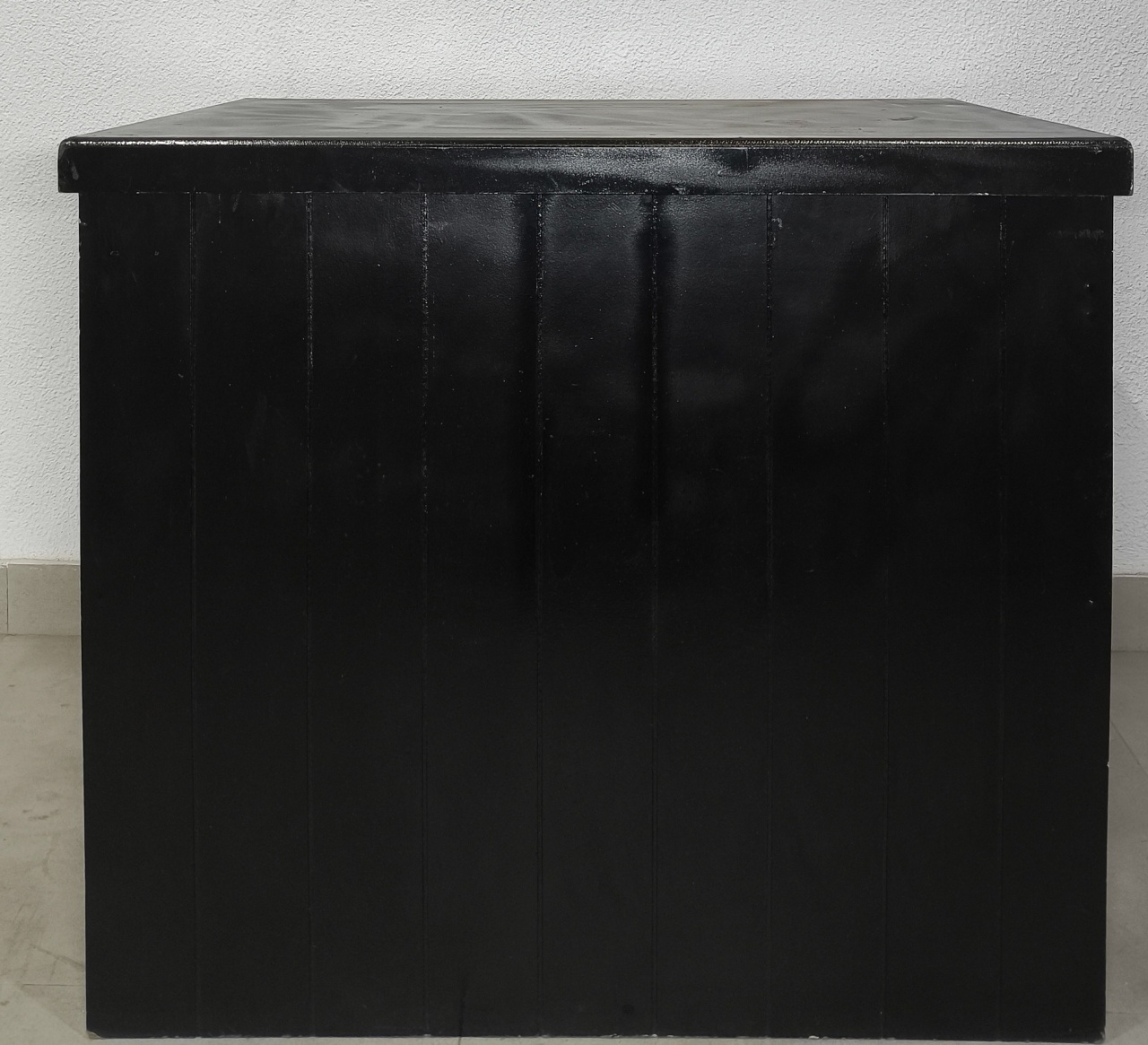 Mesa Quadrada Com Risquinho Preta Mdf - G - Baloesfeitosdesonhos 