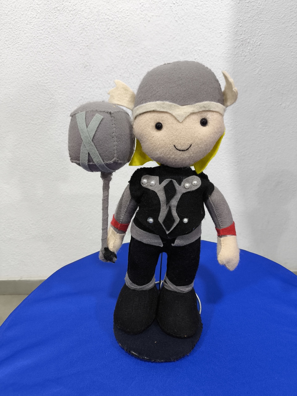 Boneco Thor de Feltro - Baloesfeitosdesonhos 