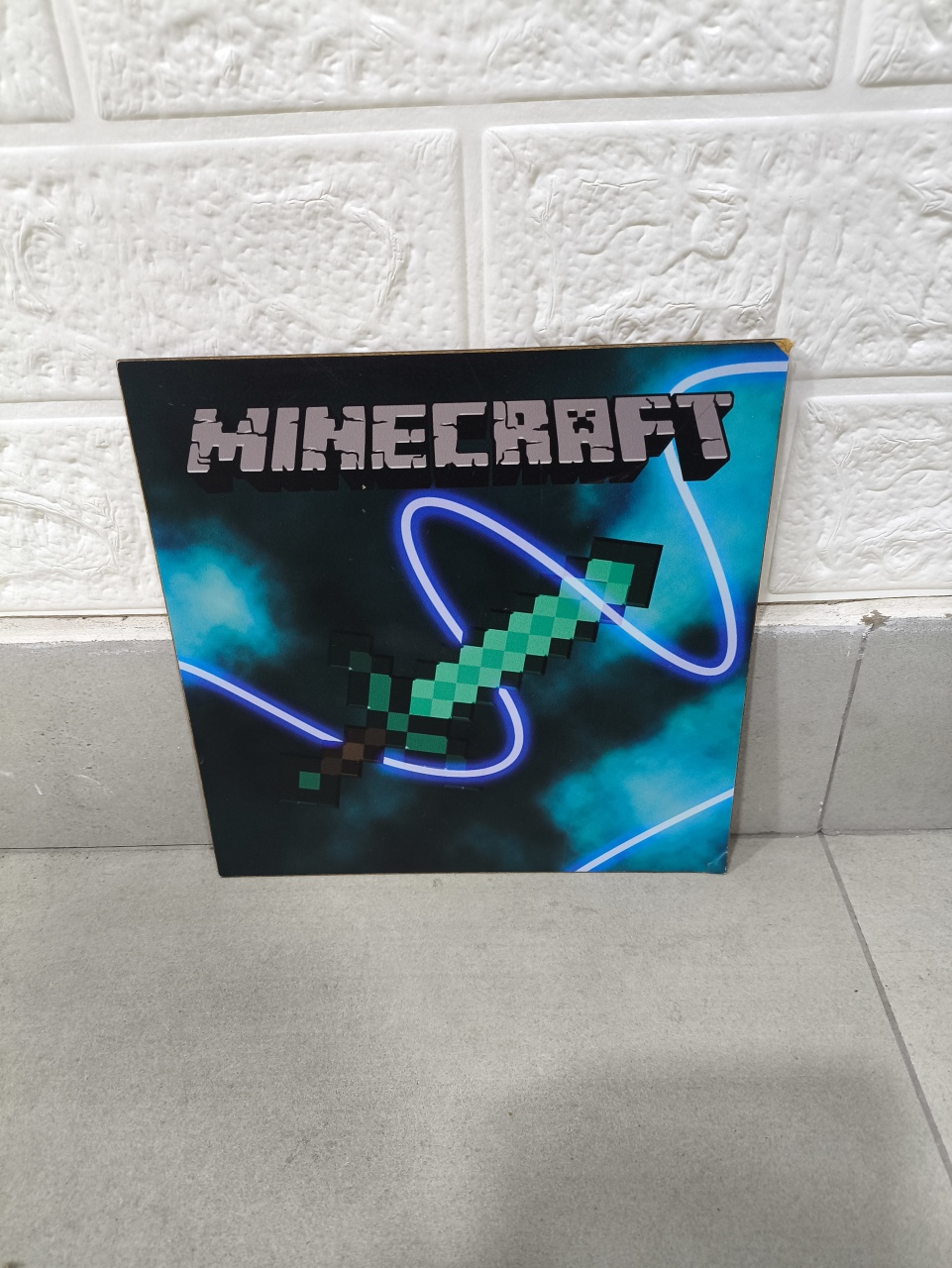 Display Simples Quadro Minecraft Espada - Baloesfeitosdesonhos 
