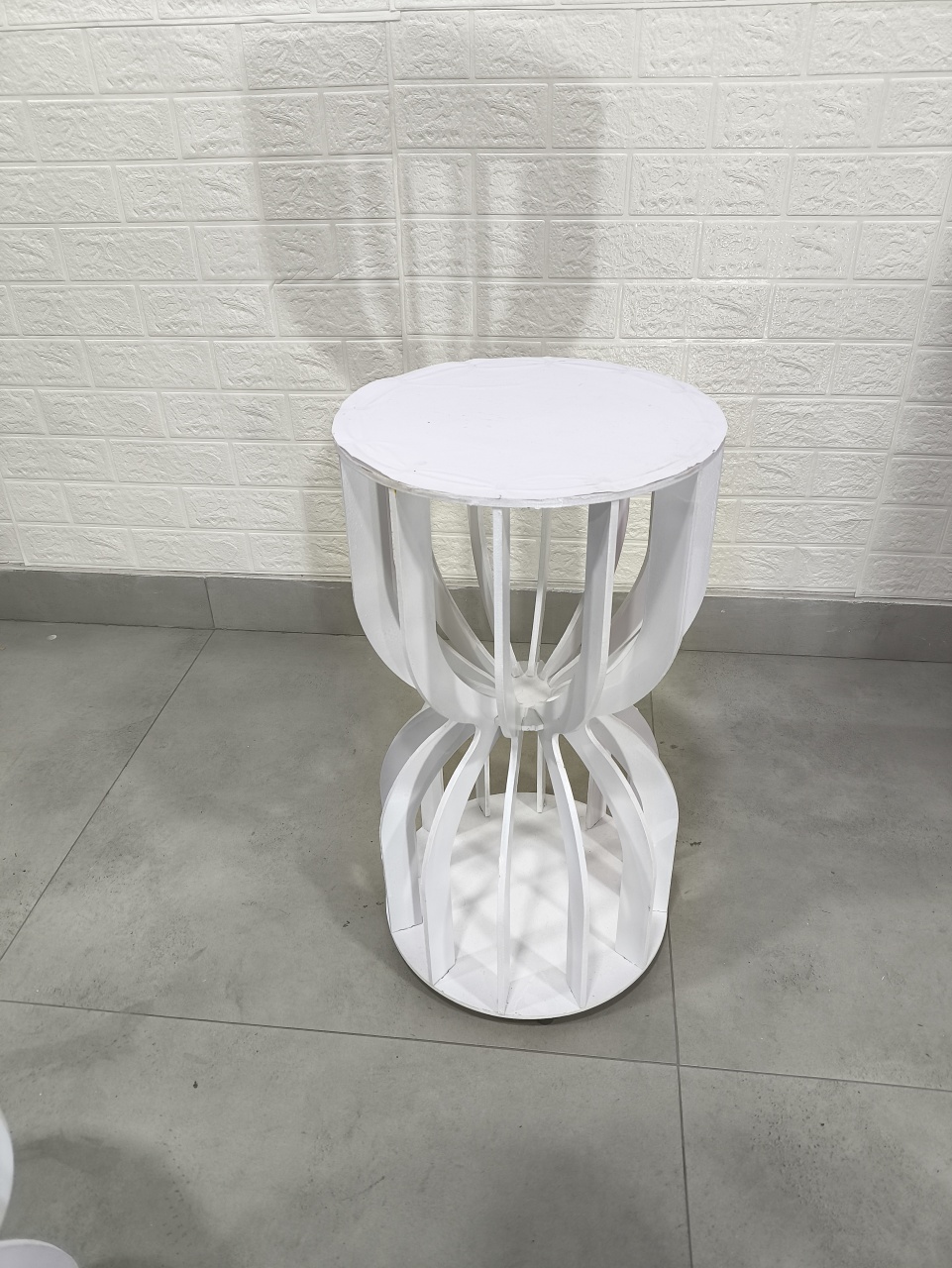 Mesa Ampulheta M Branca - Baloesfeitosdesonhos 