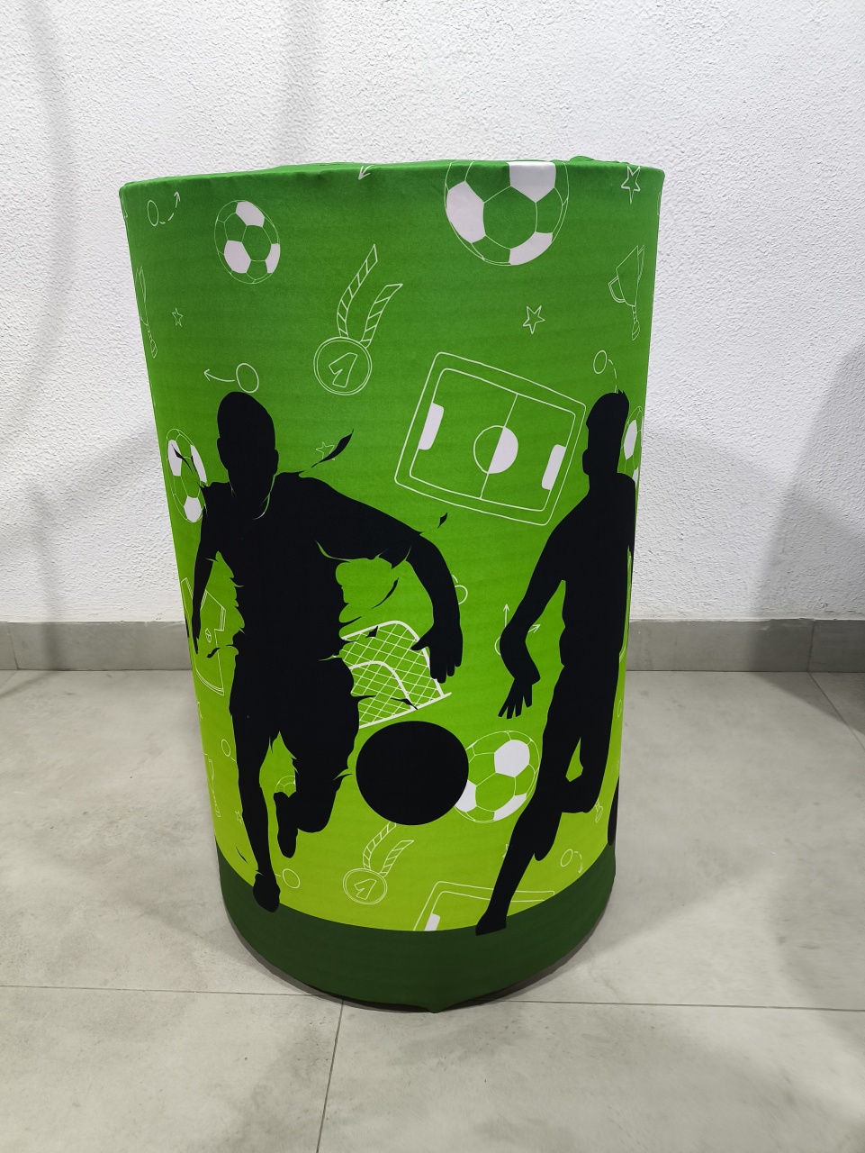 Capa de Cilindro Verde Com Jogador G - Baloesfeitosdesonhos 