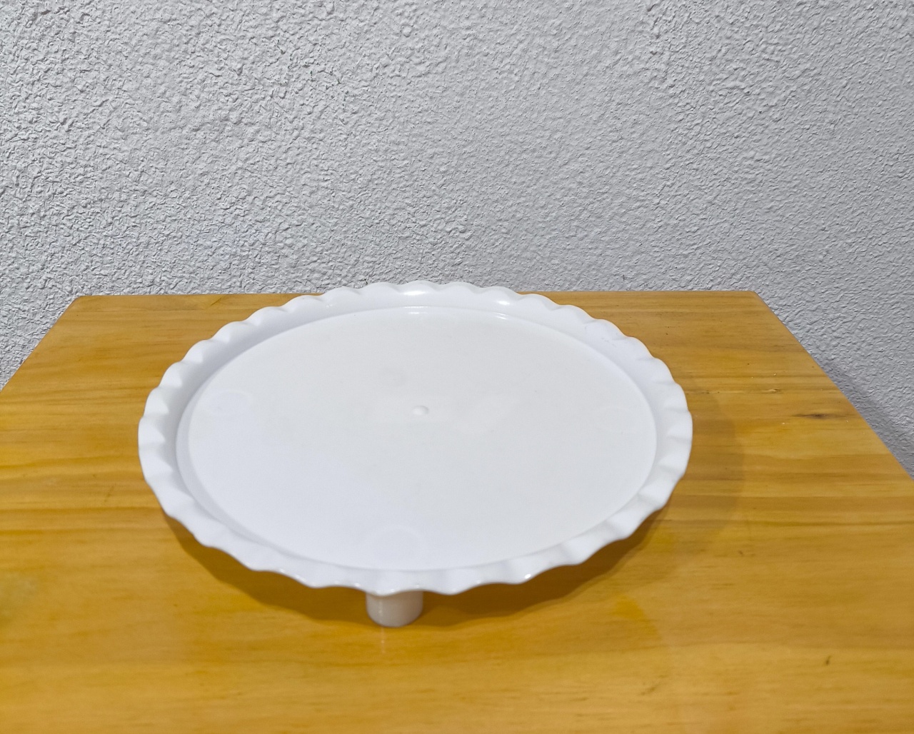 Doceira Branca 20Cm Pé Baixo  - Baloesfeitosdesonhos 