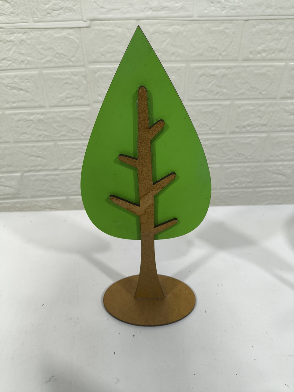 Display 3D Árvore Estilo Gota 18 Cm - Baloesfeitosdesonhos 