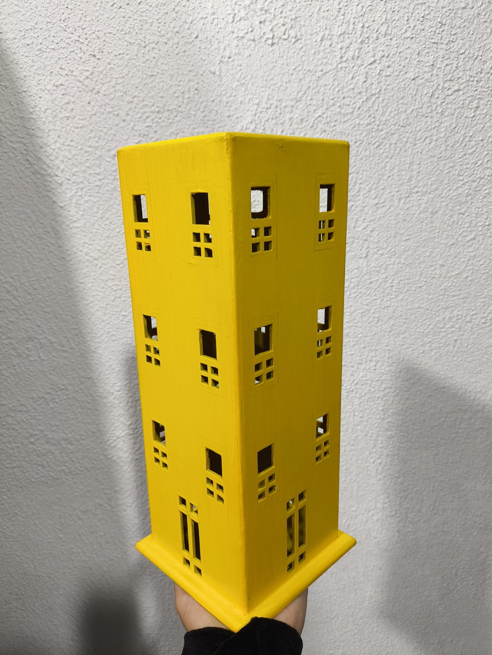 Prédio de Mesa 40Cm Amarelo - Baloesfeitosdesonhos 