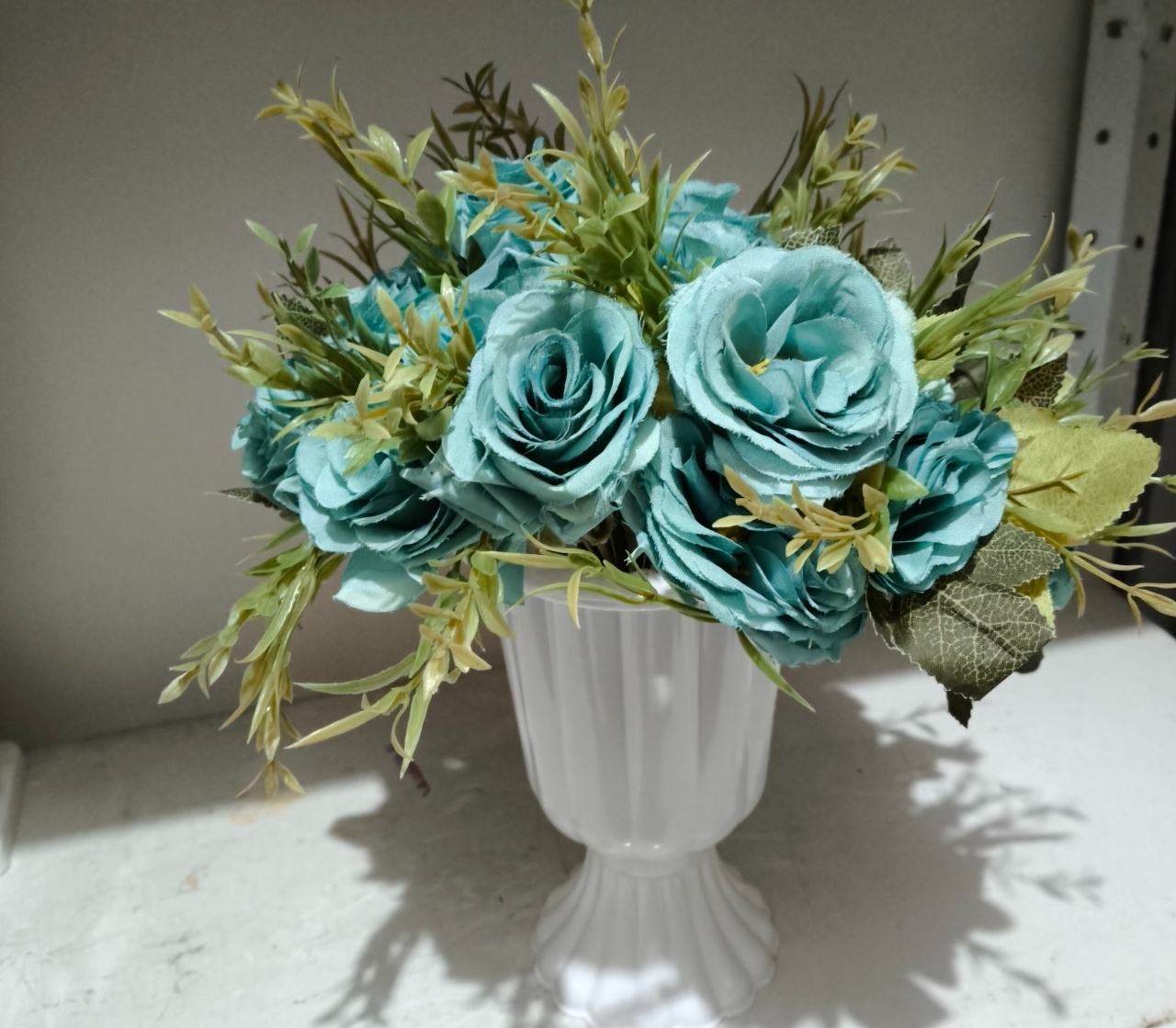 Arranjo de Flores Azul  - Baloesfeitosdesonhos 