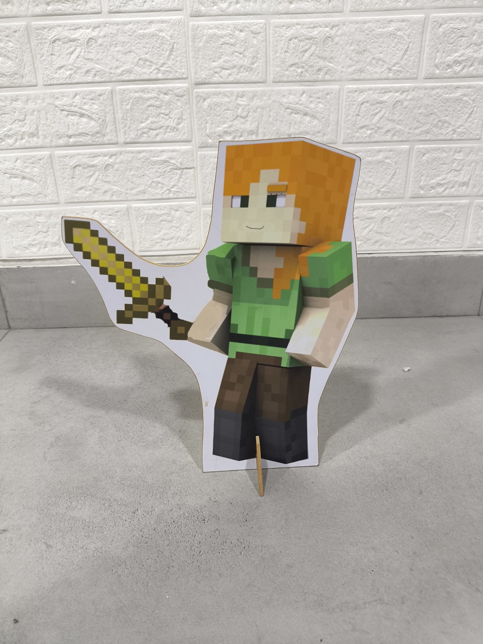 Display Simples 0.25 Minecraft Menina Com A Espada - Baloesfeitosdesonhos 