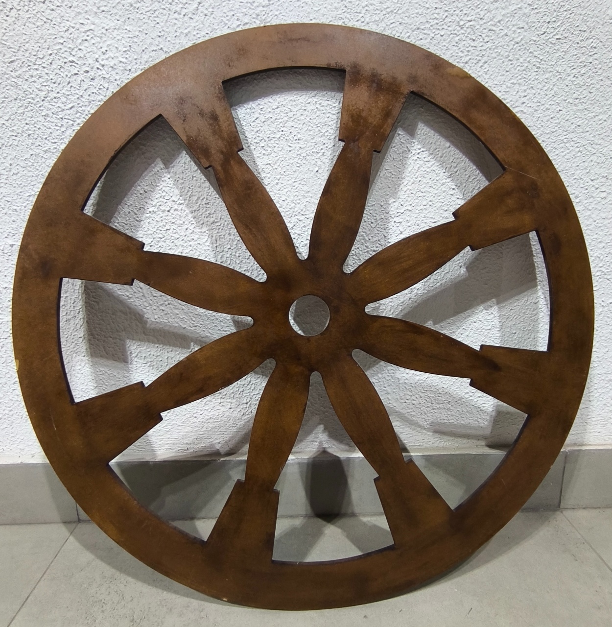Display Roda de Carroça 80Cm X 80Cm - Baloesfeitosdesonhos 