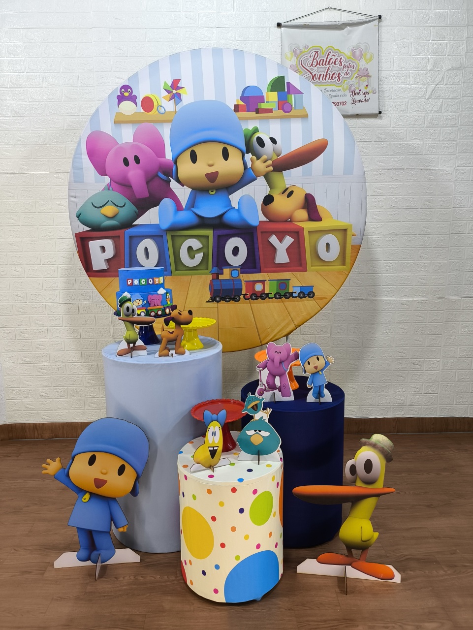 Kit Mini Table Pocoyo - Baloesfeitosdesonhos 