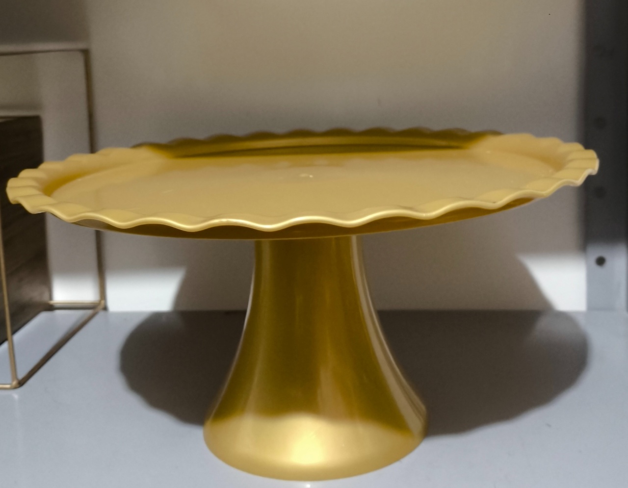 Doceira Dourada 26Cm Pe Alto  - Baloesfeitosdesonhos 