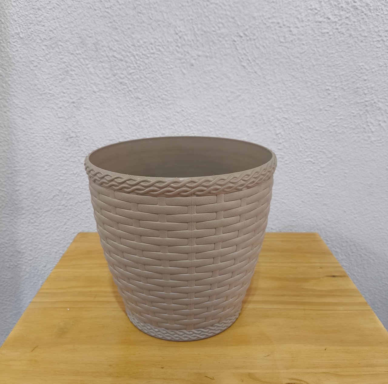Vaso Bege Para Colocar Arranjo de Flores No Chão  - Baloesfeitosdesonhos 