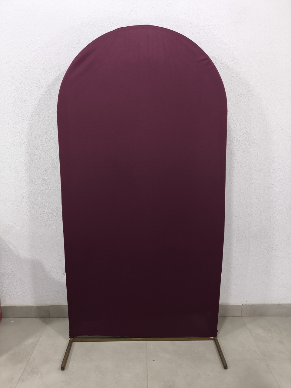 Painel de Tecido Vinho/ Bordo - Baloesfeitosdesonhos 