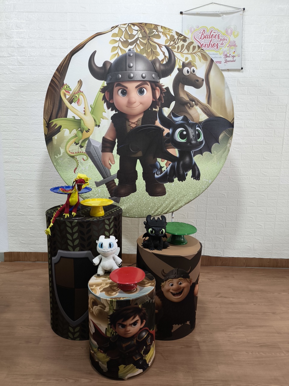 Kid Mini Table Como Treinar Seu Dragão Kids - Baloesfeitosdesonhos 