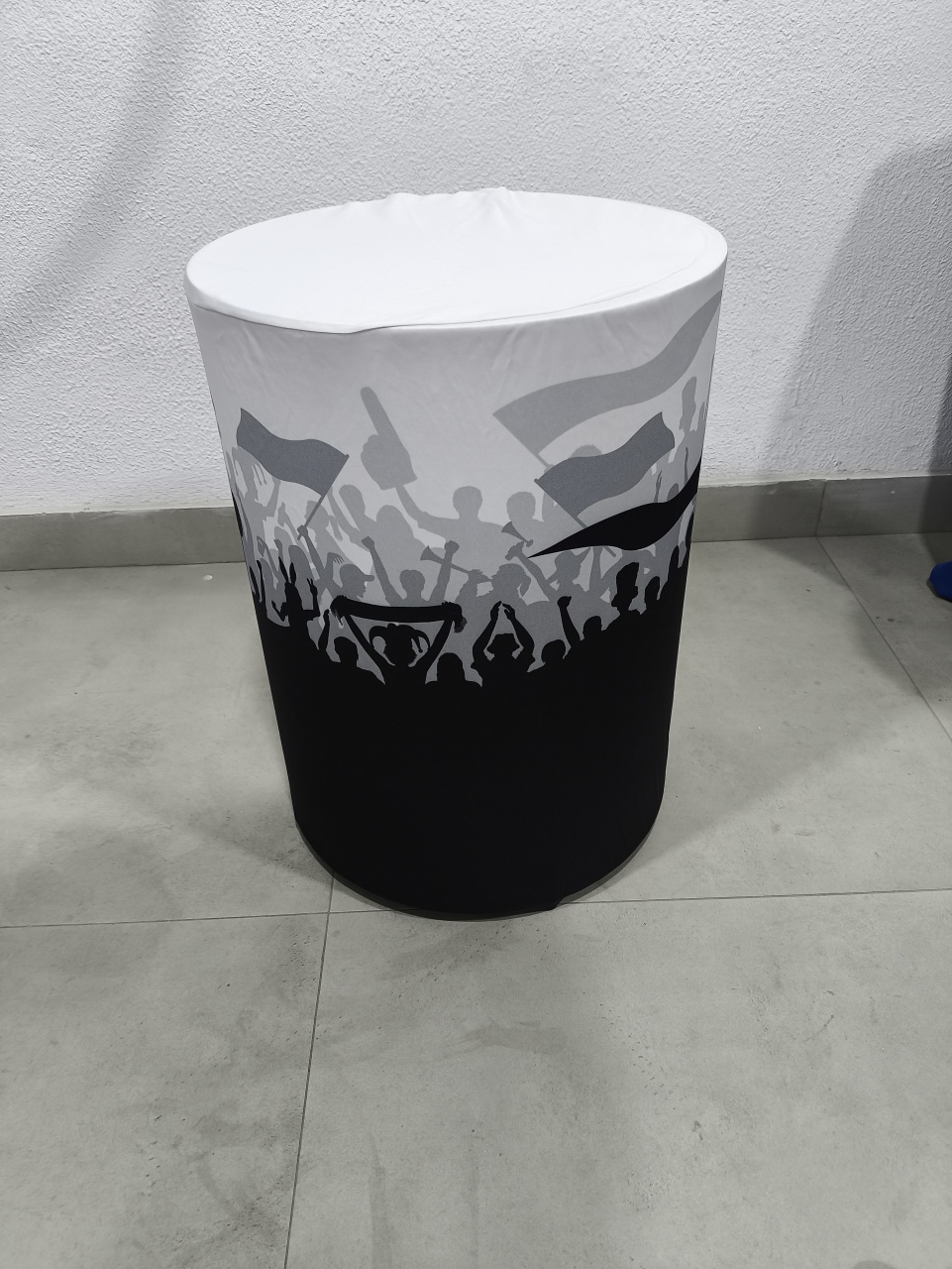 Capa Cilindro M Torcedor Branco Preto E Cinza - Baloesfeitosdesonhos 