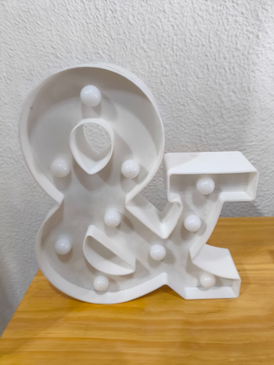 Luminária de Mesa & - Baloesfeitosdesonhos 