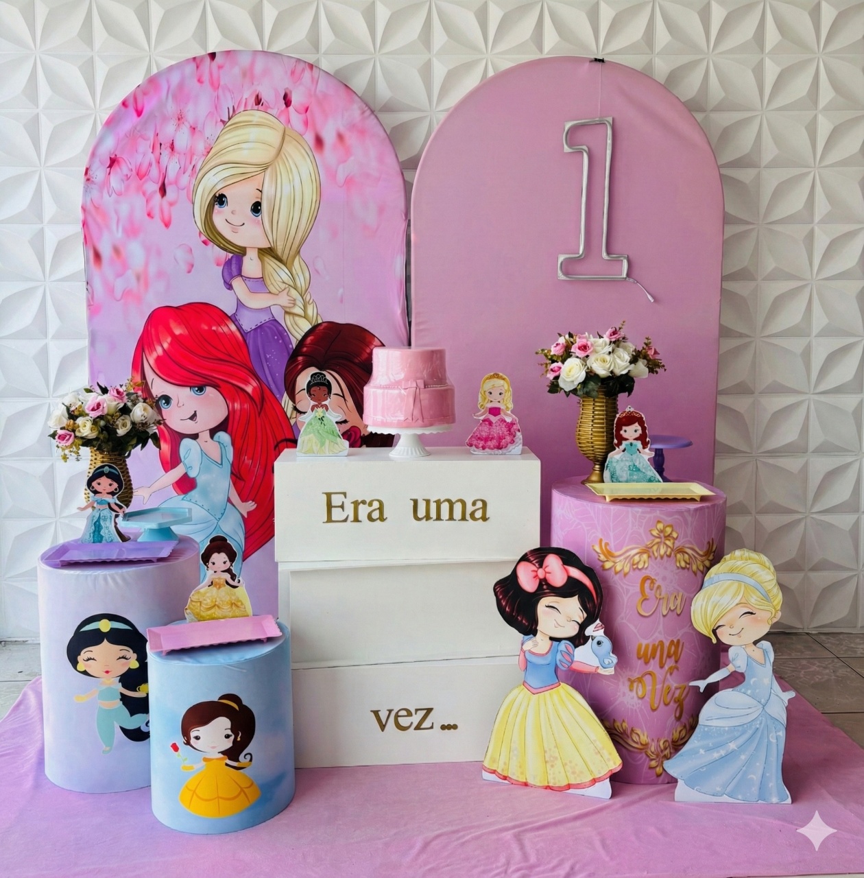 Composição princesa cut mesa livro