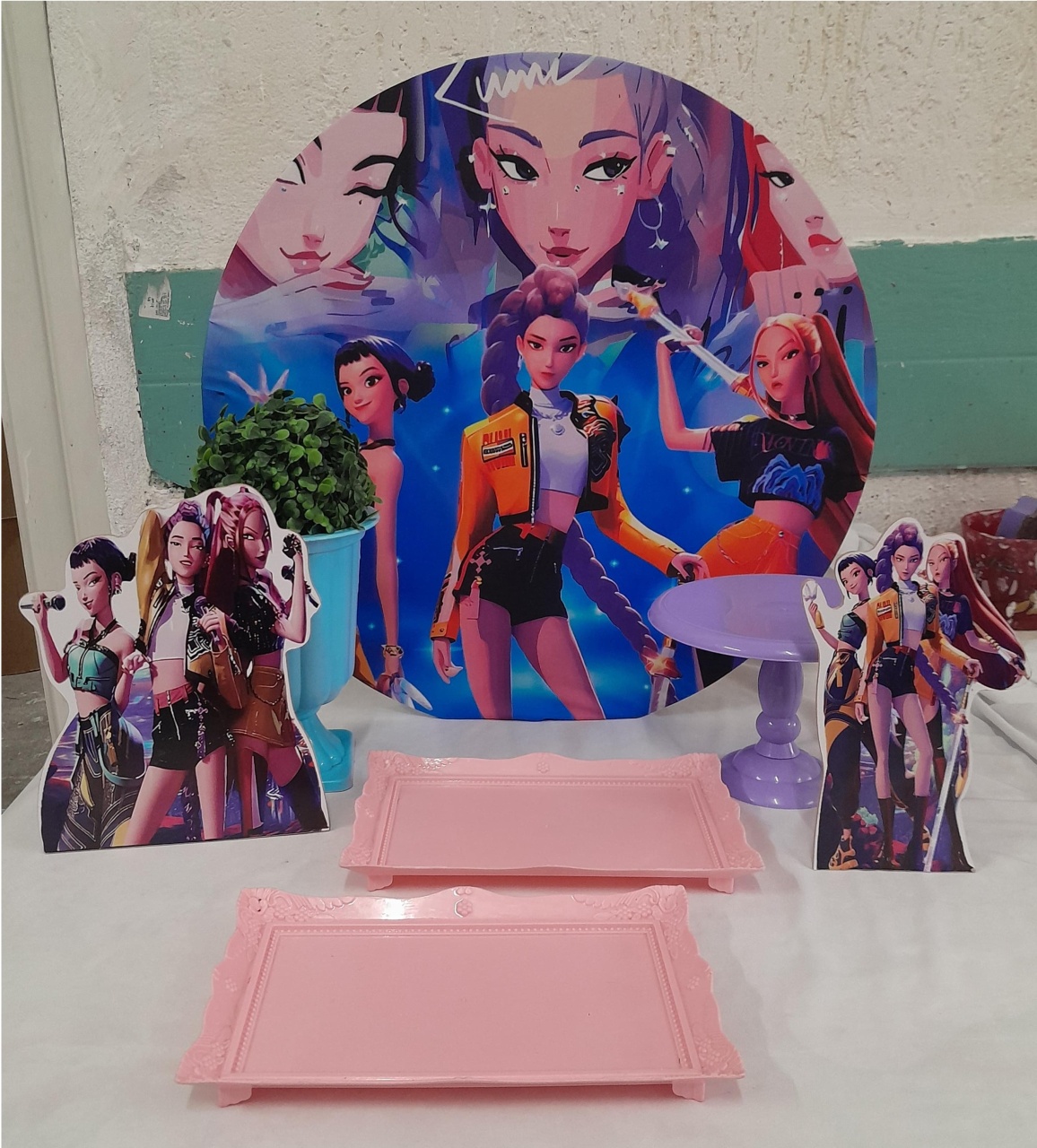 Kit Mesa Guerreiras Do Kpop - GabiSantosDecorhttps://loquefacil.com/c/gabisantosdecor