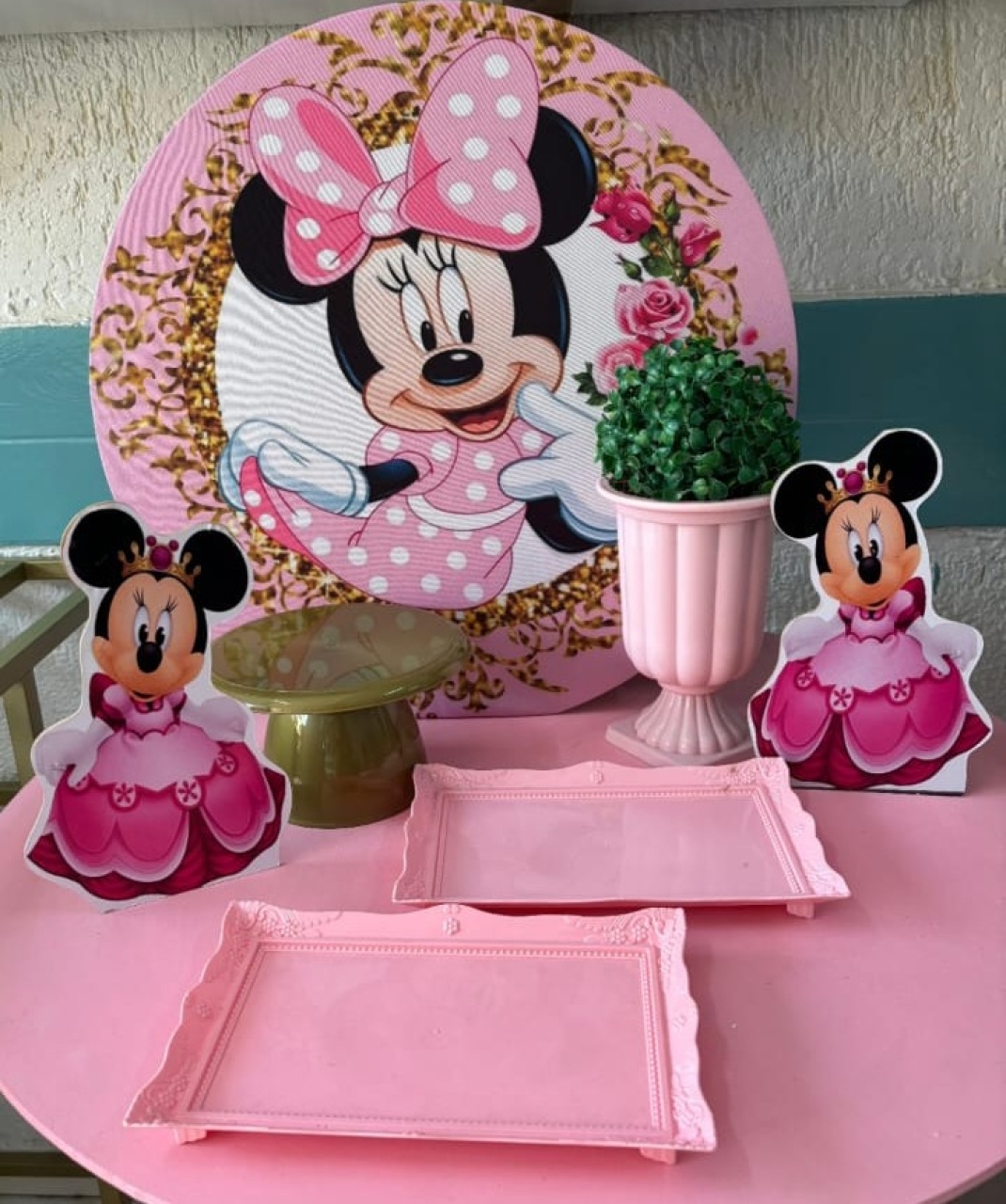 Minnie Rosa Mesa - GabiSantosDecor