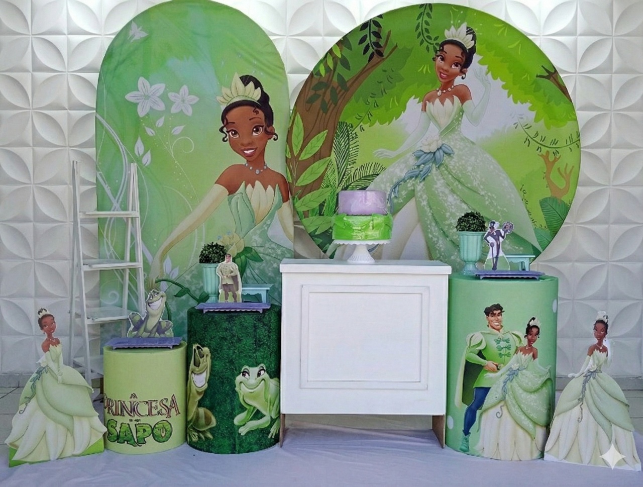 Princesa E O Sapo Luxo  - GabiSantosDecor