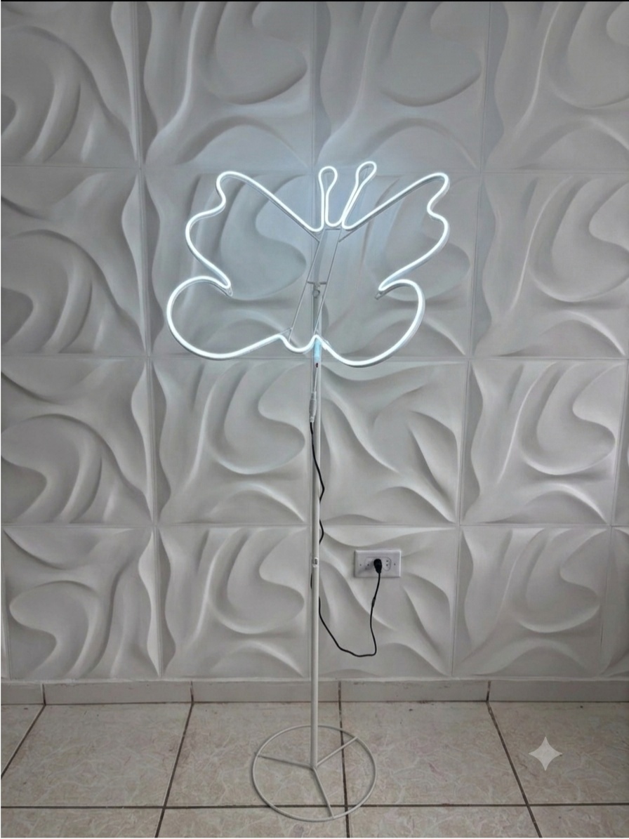 Borboleta Com Led - GabiSantosDecorhttps://loquefacil.com/c/gabisantosdecor
