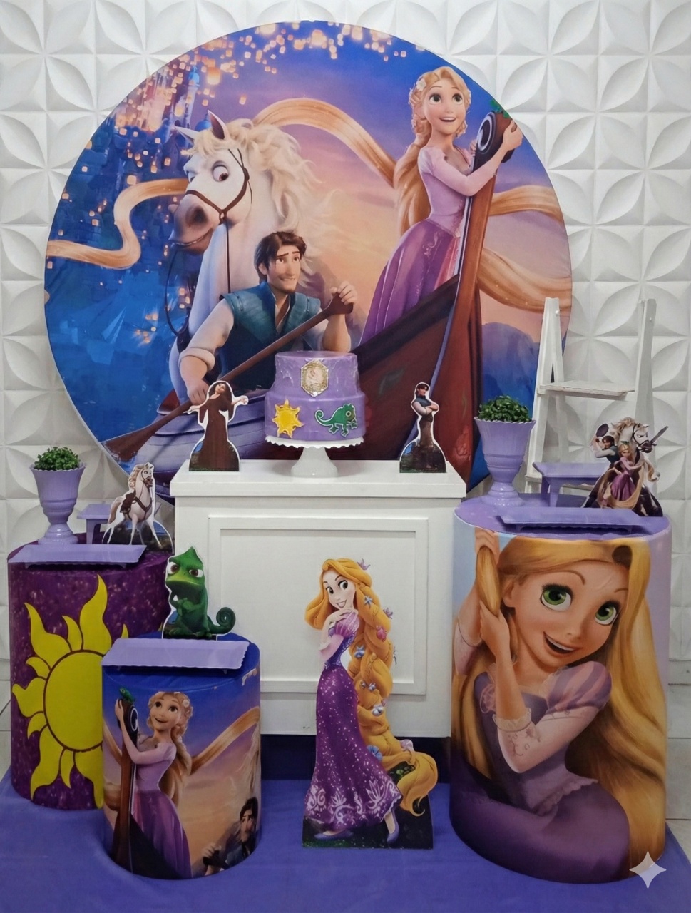 Rapunzel Ouro  - GabiSantosDecor