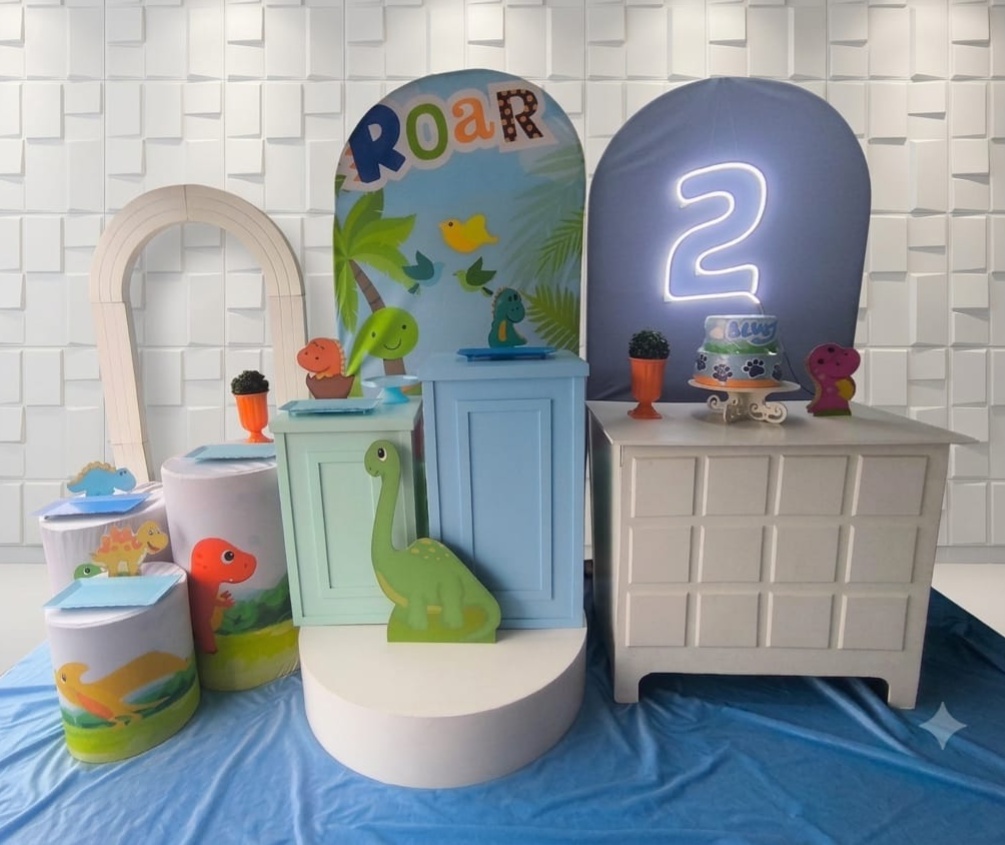 Composição Dinossauro Baby - GabiSantosDecorhttps://loquefacil.com/c/gabisantosdecor