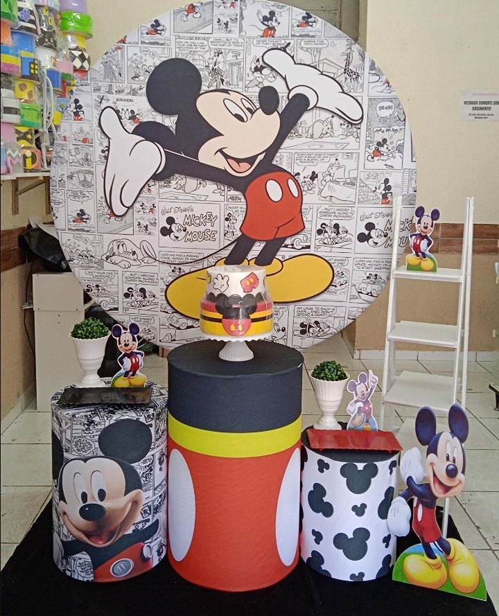 Mickey Preto Prata - GabiSantosDecor