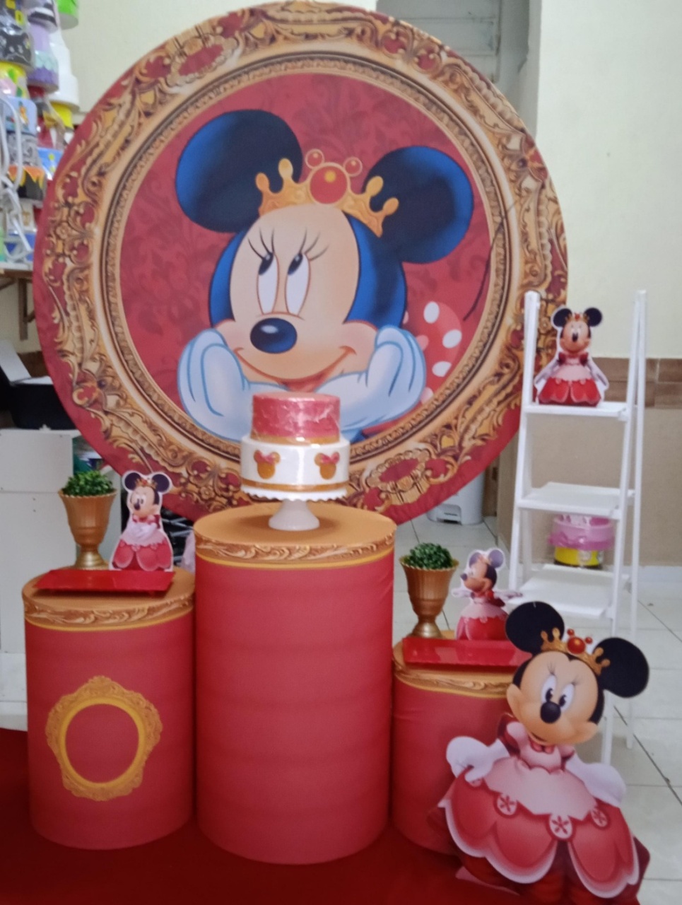Minnie Realeza 2 Prata - GabiSantosDecor