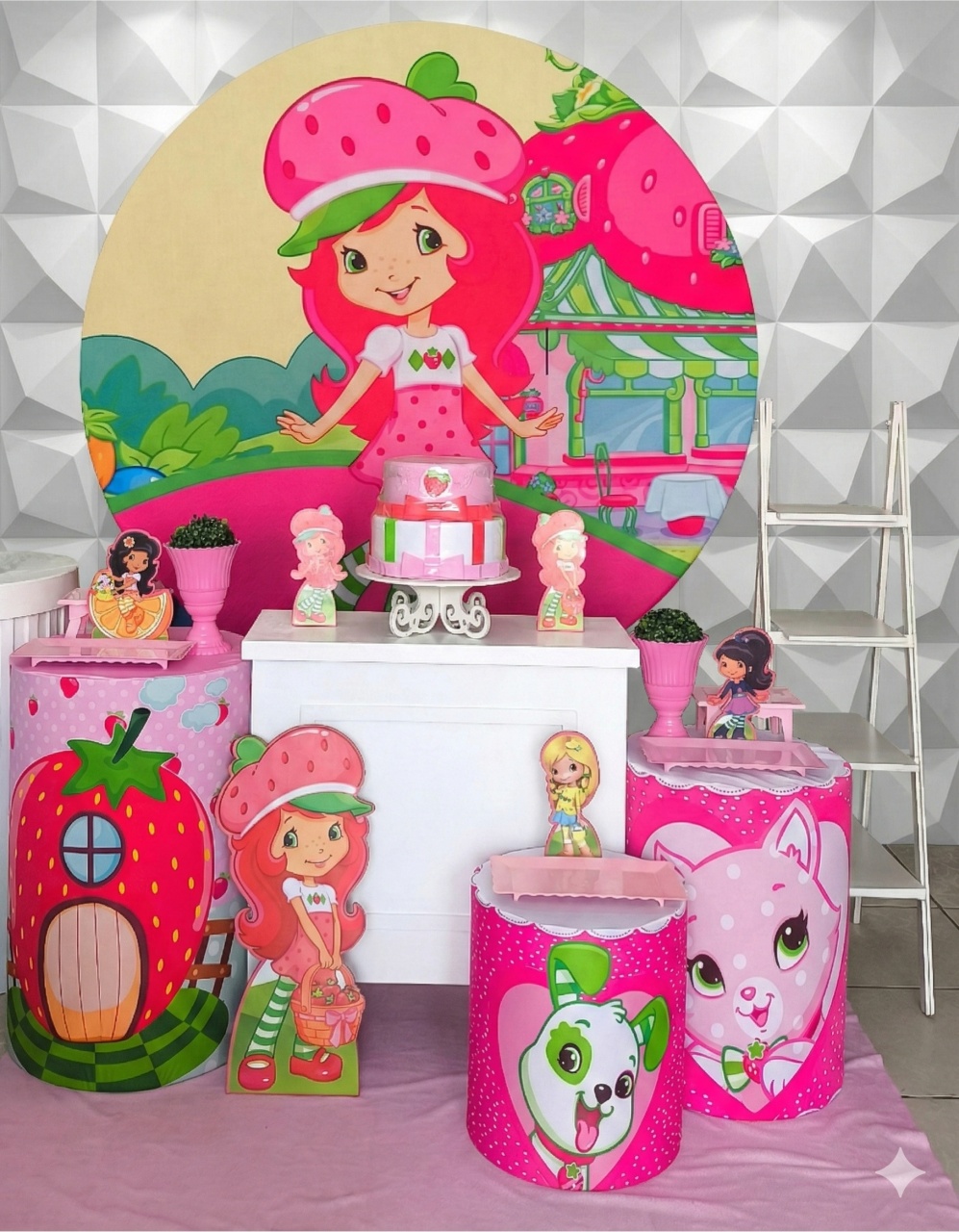 Moranguinho Grande Ouro  - GabiSantosDecorhttps://loquefacil.com/c/gabisantosdecor