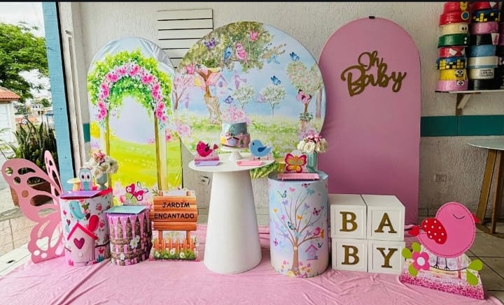 Composição Jardim Encantado Luxo - GabiSantosDecorhttps://loquefacil.com/c/gabisantosdecor