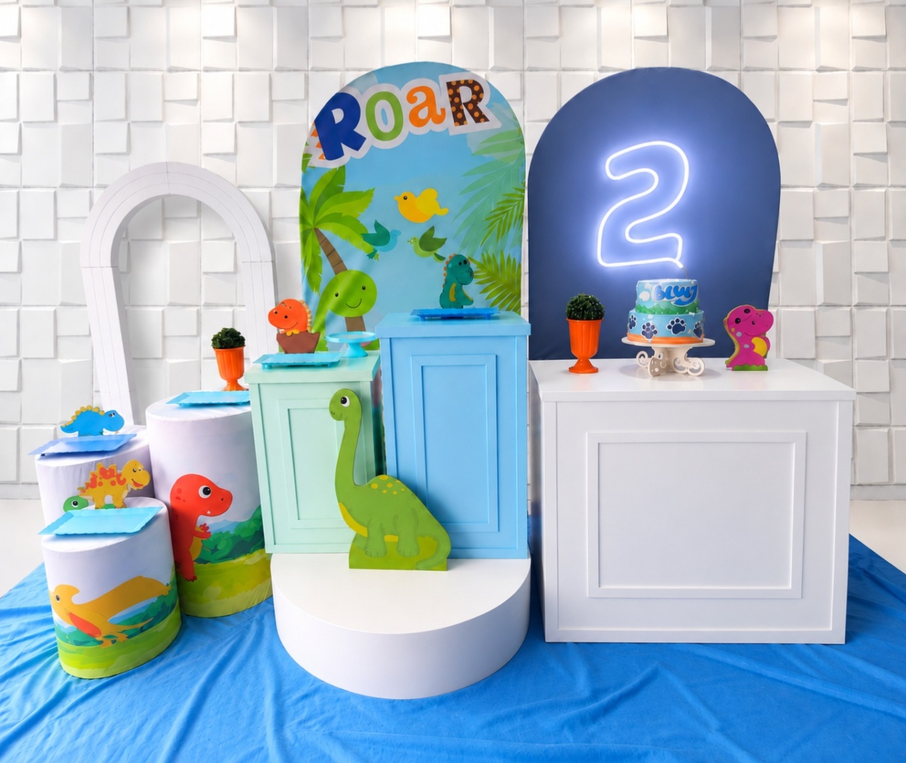 Composição Dinossauro Baby - GabiSantosDecorhttps://loquefacil.com/c/gabisantosdecor