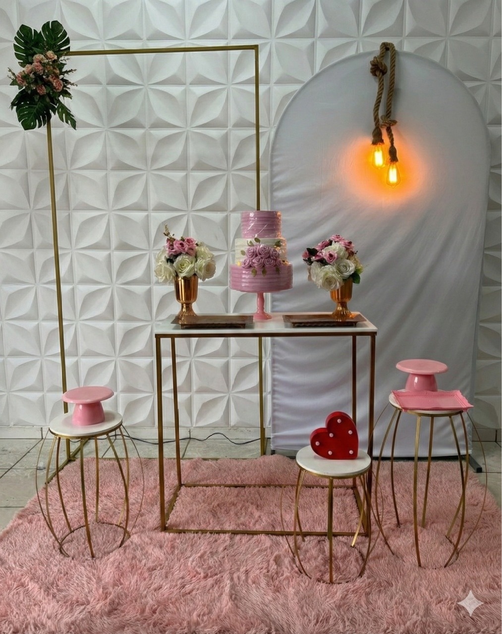 Luxo Romano Quadrado Casamento  - GabiSantosDecor