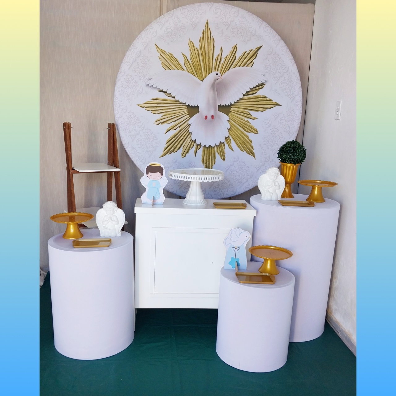  Batizado Espírito Santo Dourado Menino - Kit Ouro - Kaliane Festa Pegue e Monte
