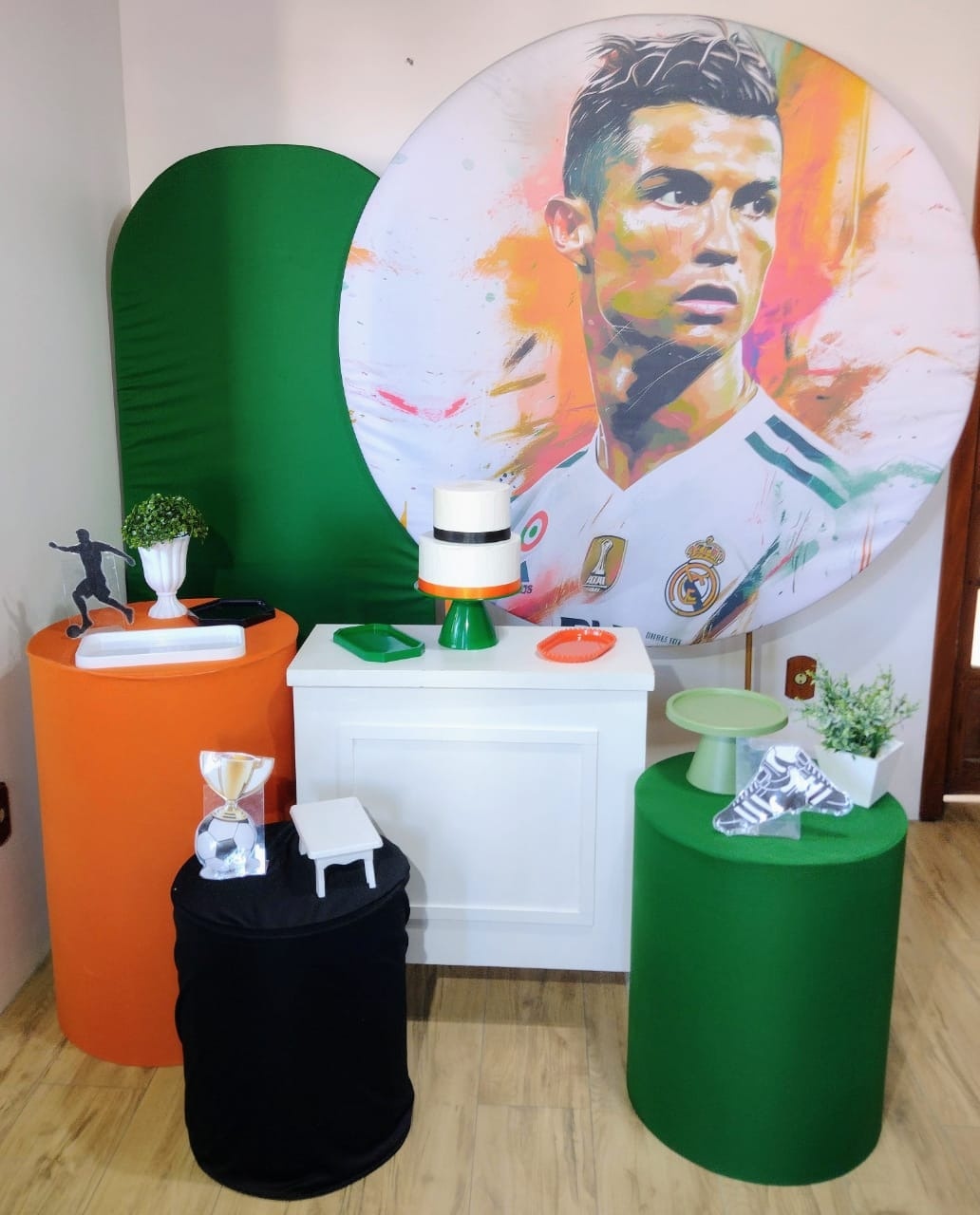 Kit Cristiano Ronaldo  Completo - Guaiba Pegue e Monte 